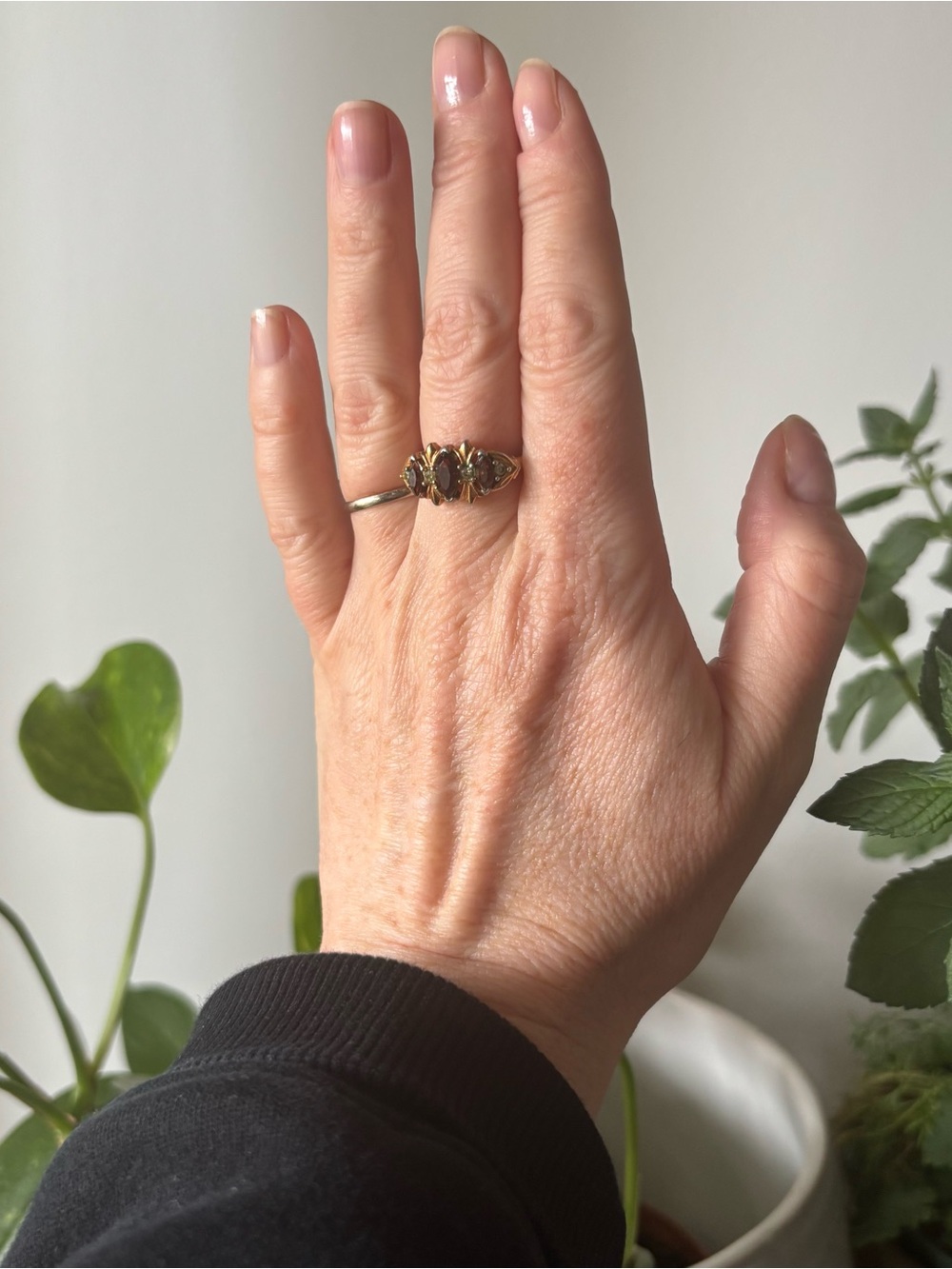 Vintage 1970s Avon Royal Occasion Topaz Gold Tone Adjustable Ring / Size 8 - 9 - Picture 11 of 11